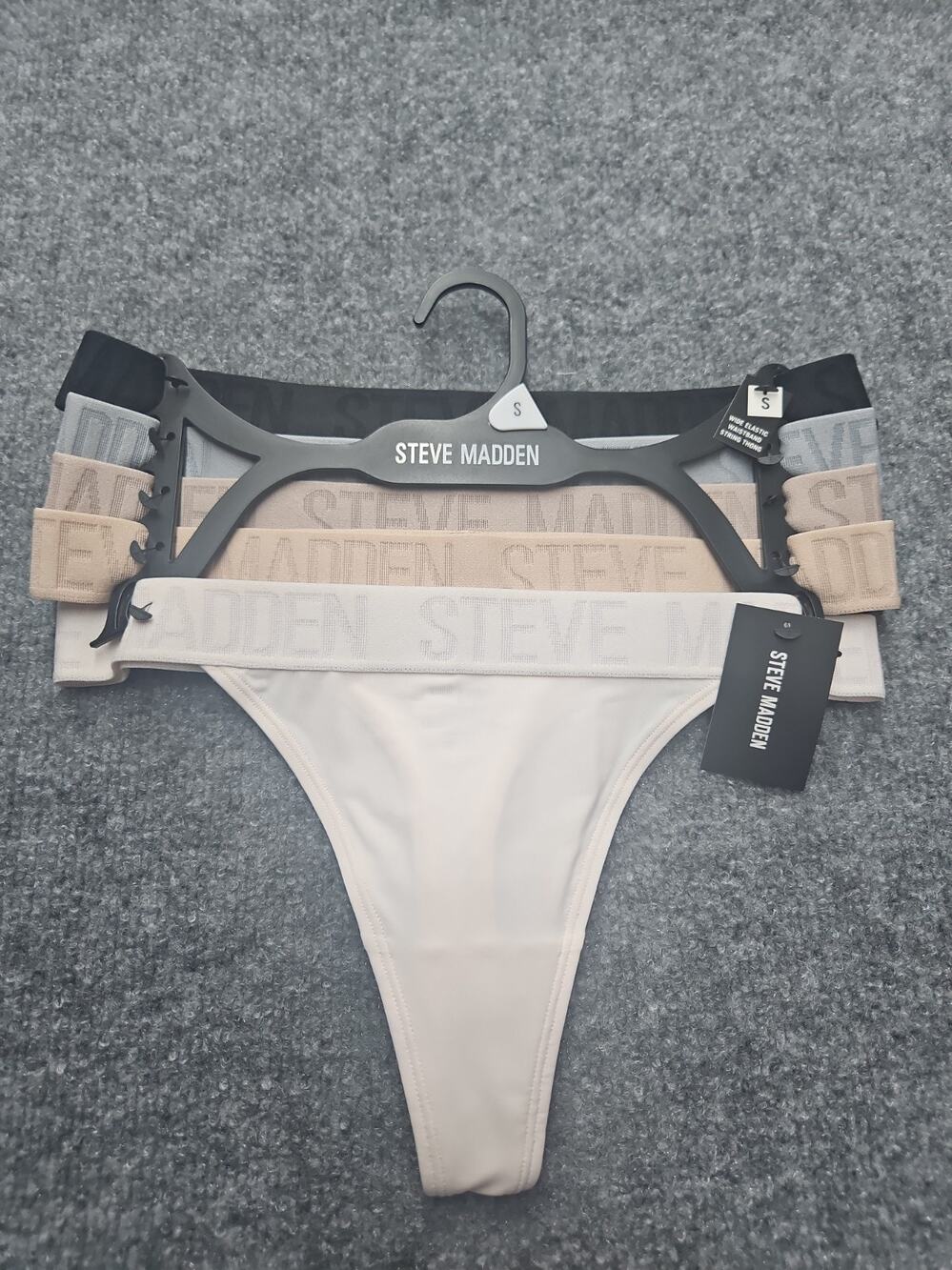 Steve Madden Woman's Thongs Size Small Multicolor 5pk New